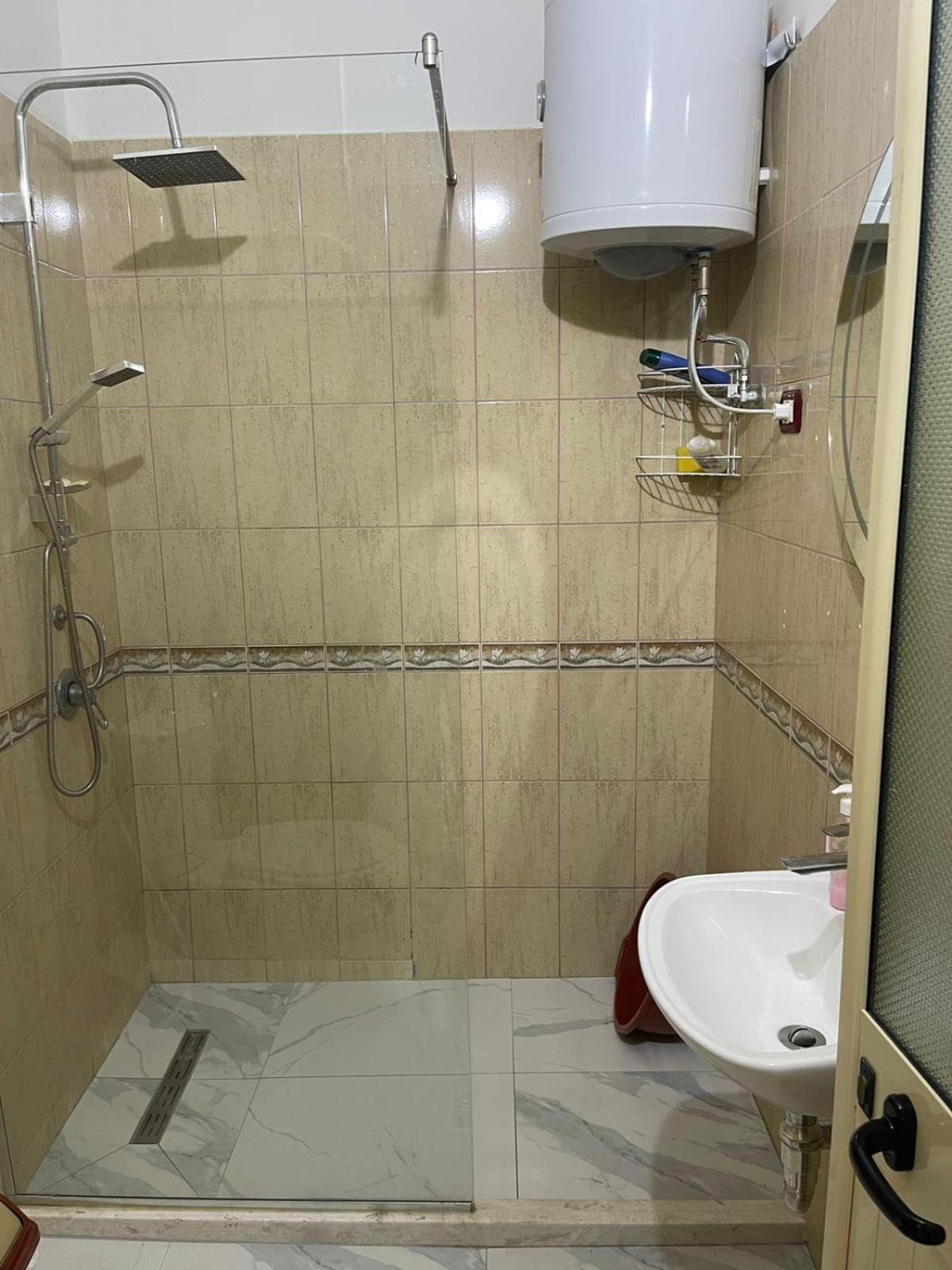 Apartment Gimi's Durres